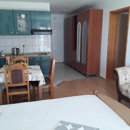 Zaton Apartmani M. Ilesh 外观 照片