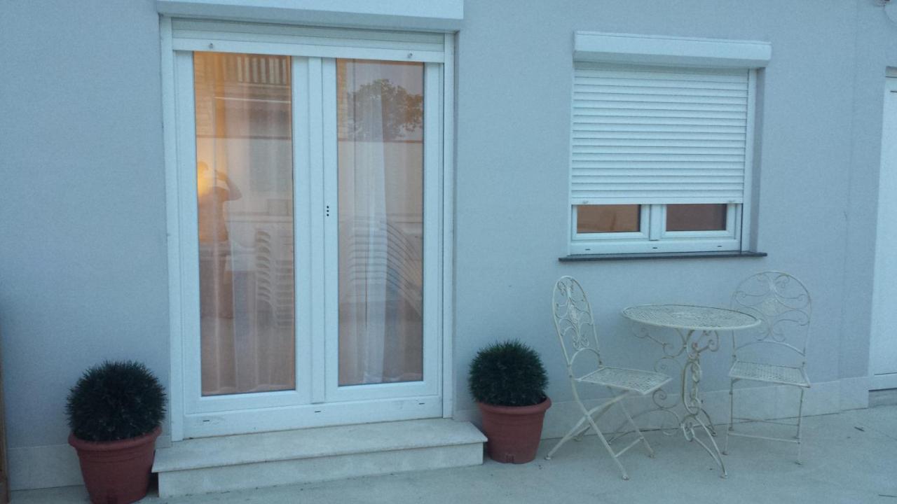 Zaton Apartmani M. Ilesh 外观 照片