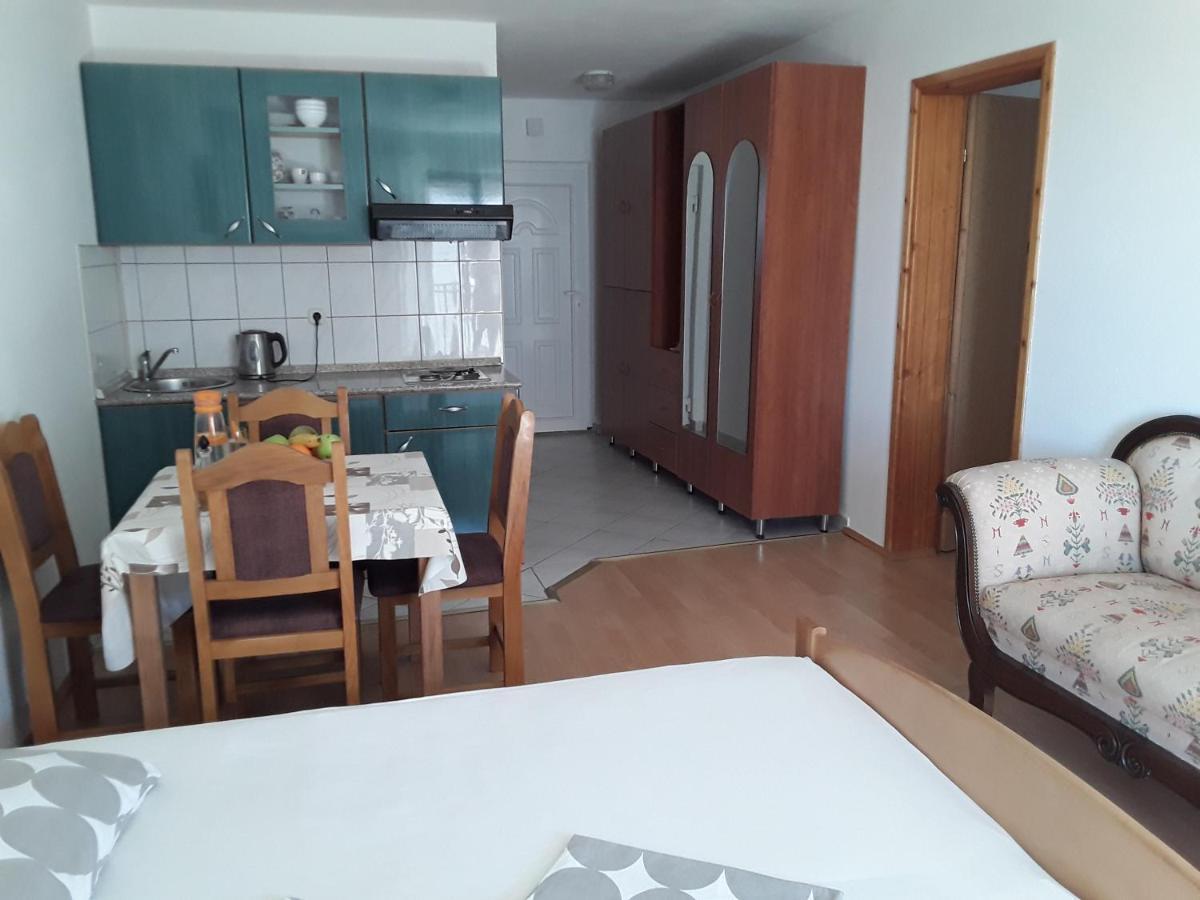 Zaton Apartmani M. Ilesh 外观 照片