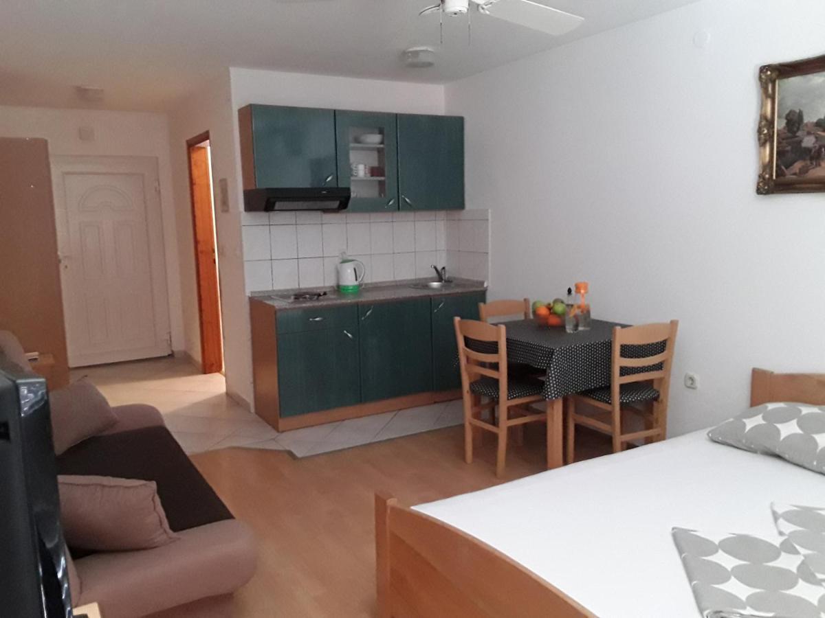 Zaton Apartmani M. Ilesh 外观 照片
